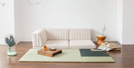 ローソファ専門店HAREM ピカソソファ。低くても、座り心地はしっかりソファ